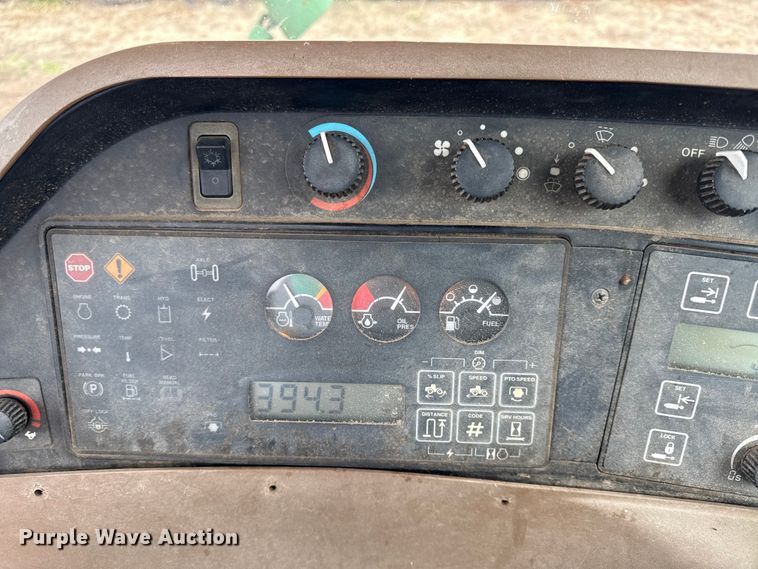 image for item EN0205 1999 John Deere 9200 4WD tractor