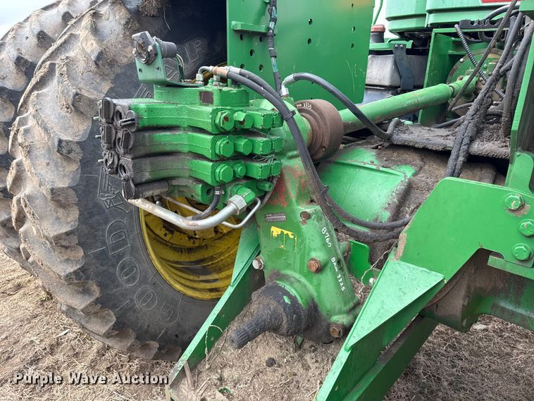 image for item EN0205 1999 John Deere 9200 4WD tractor