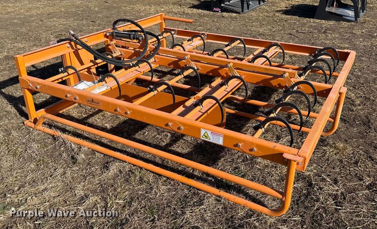 image for item EN0213 2025 LandHonor HAG-12-24G skid steer bale accumulator grapple