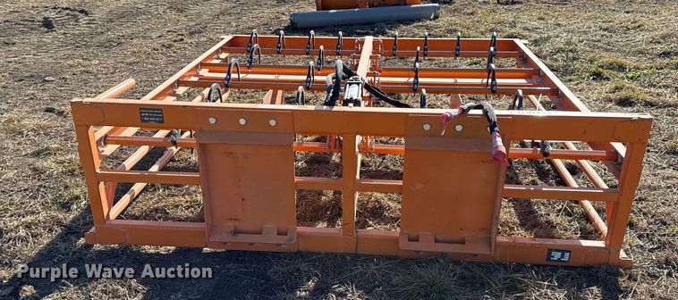 image for item EN0213 2025 LandHonor HAG-12-24G skid steer bale accumulator grapple