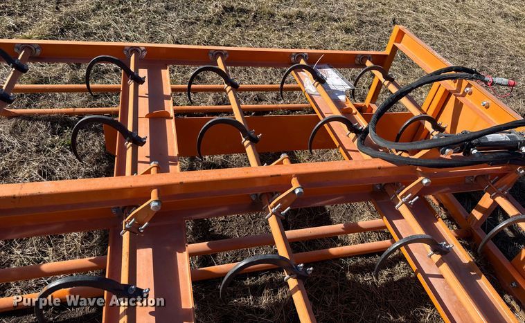 image for item EN0213 2025 LandHonor HAG-12-24G skid steer bale accumulator grapple