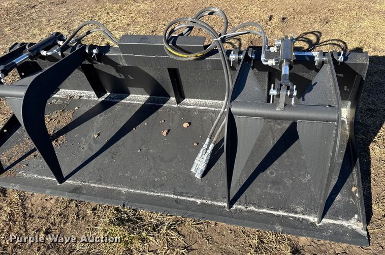 image for item EN0227 Pabreak skid steer grapple bucket