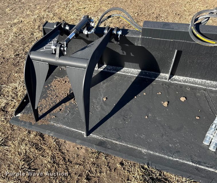 image for item EN0227 Pabreak skid steer grapple bucket