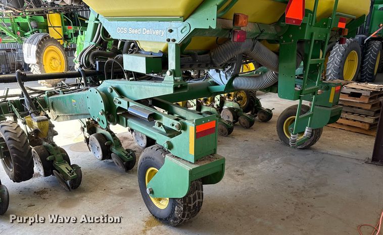 image for item EP2771 John Deere 1720 planter