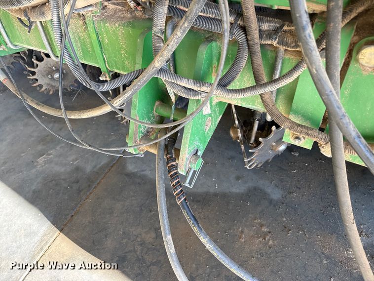 image for item EP2771 John Deere 1720 planter