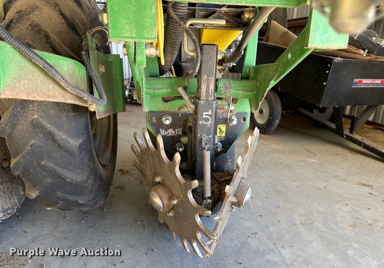 image for item EP2771 John Deere 1720 planter