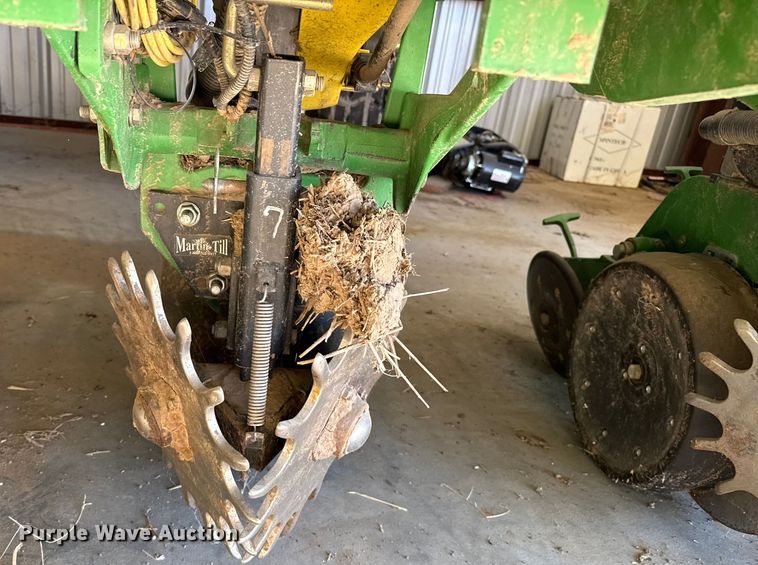 image for item EP2771 John Deere 1720 planter