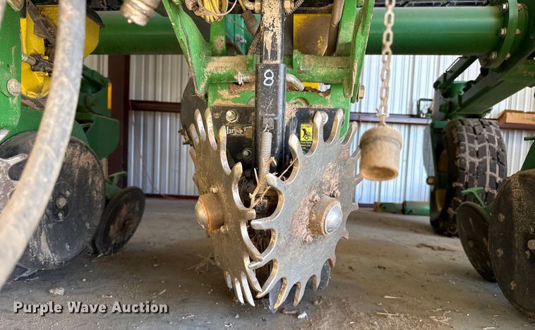 image for item EP2771 John Deere 1720 planter
