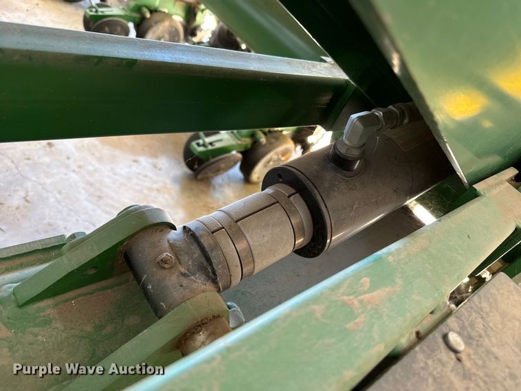 image for item EP2771 John Deere 1720 planter