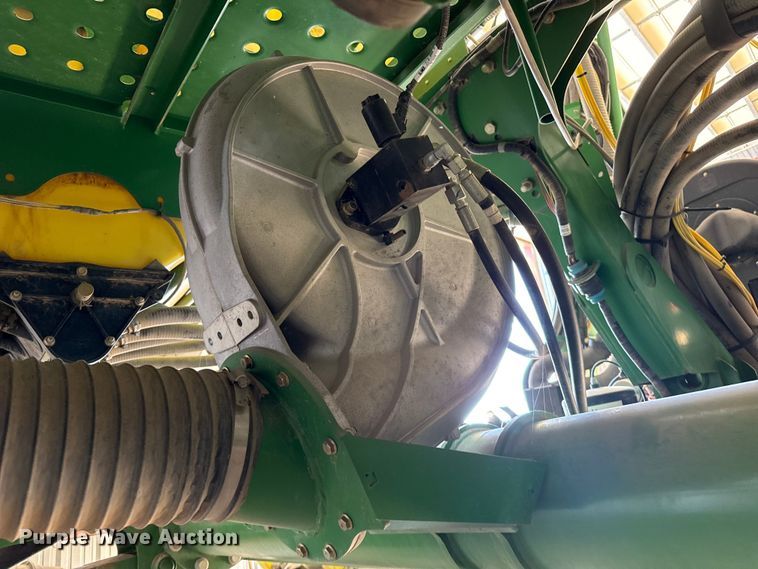 image for item EP2771 John Deere 1720 planter