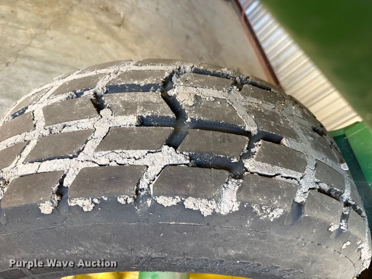 image for item EP2771 John Deere 1720 planter