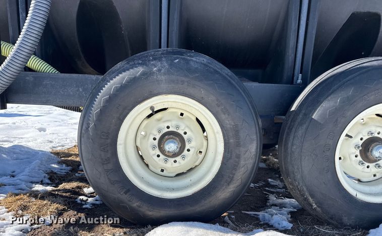 image for item EP2772 Nurse tank trailer