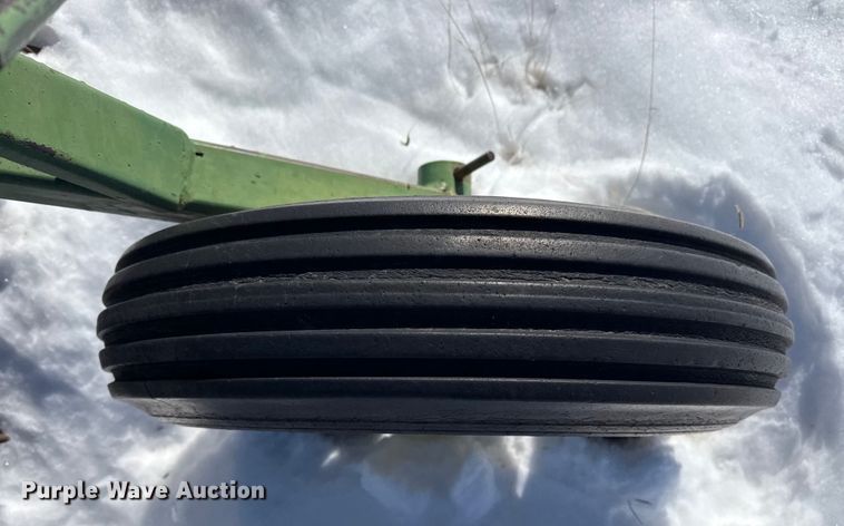 image for item EP2774 John Deere 400 rotary hoe