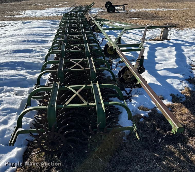 image for item EP2806 John Deere rotary hoe