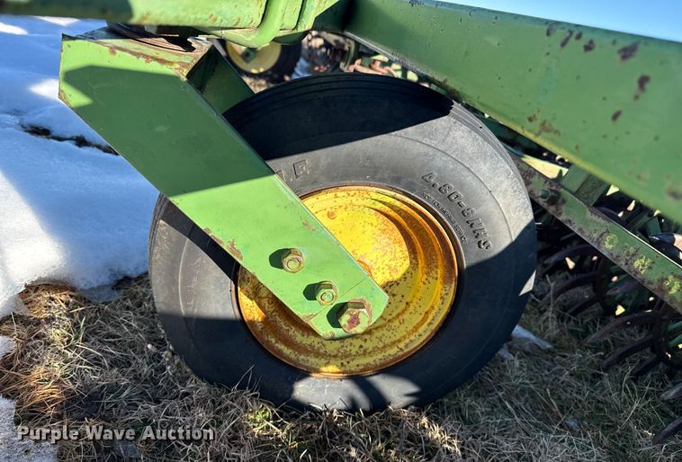 image for item EP2806 John Deere rotary hoe