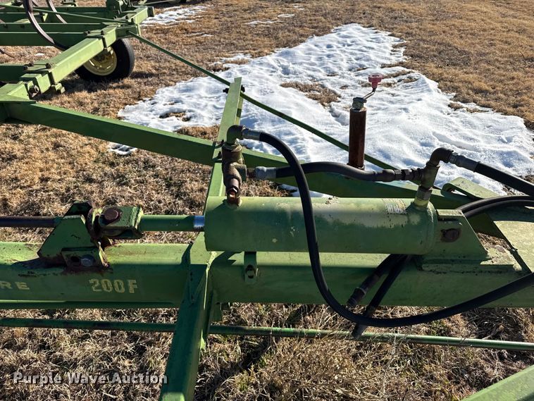 image for item EP2808 John Deere 200F chisel