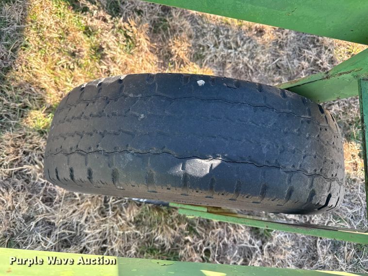 image for item EP2808 John Deere 200F chisel