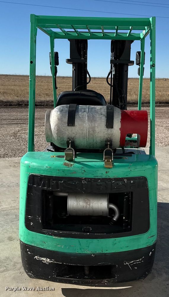 image for item EP2811 Mitsubishi FGC25 forklift