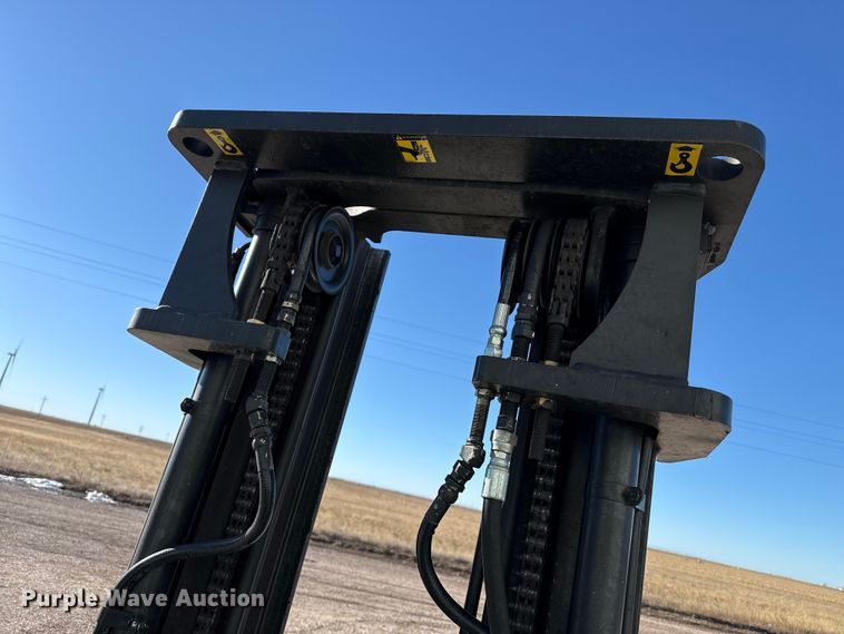 image for item EP2811 Mitsubishi FGC25 forklift