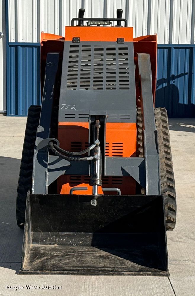 image for item EP2812 2024 Erie Industry Group SCL 850 compact utility loader