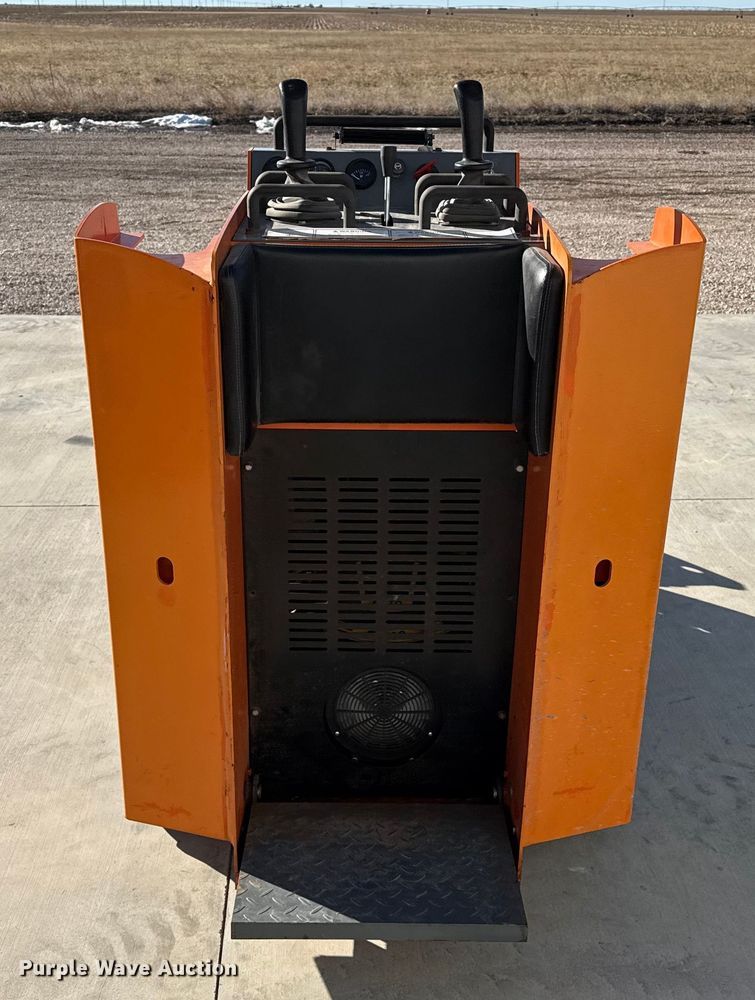 image for item EP2812 2024 Erie Industry Group SCL 850 compact utility loader