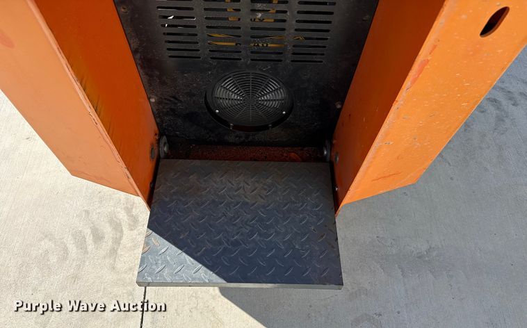 image for item EP2812 2024 Erie Industry Group SCL 850 compact utility loader