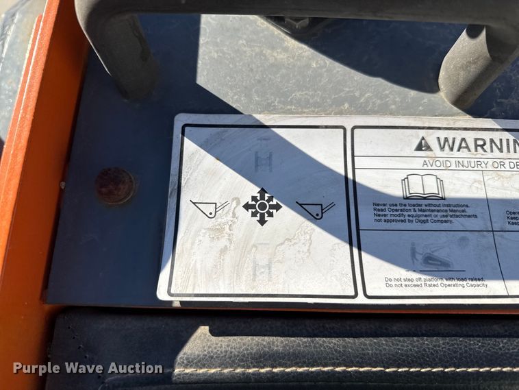 image for item EP2812 2024 Erie Industry Group SCL 850 compact utility loader