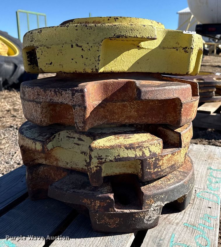 image for item EP2817 (4) John Deere wheel weights