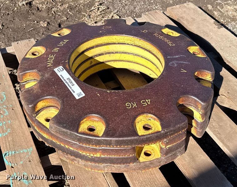 image for item EP2818 (4) John Deere wheel weights