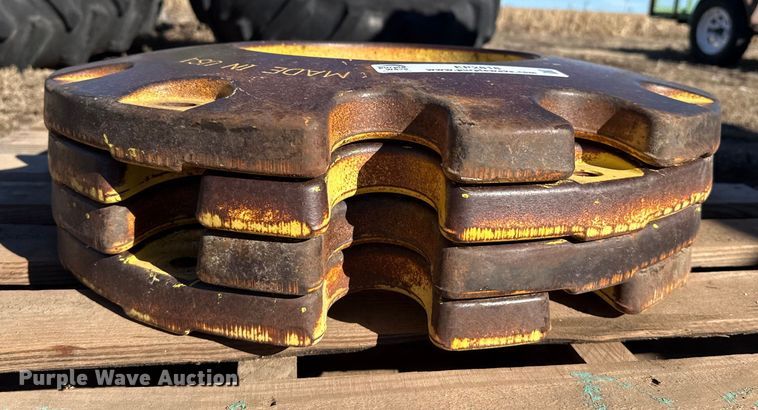 image for item EP2818 (4) John Deere wheel weights