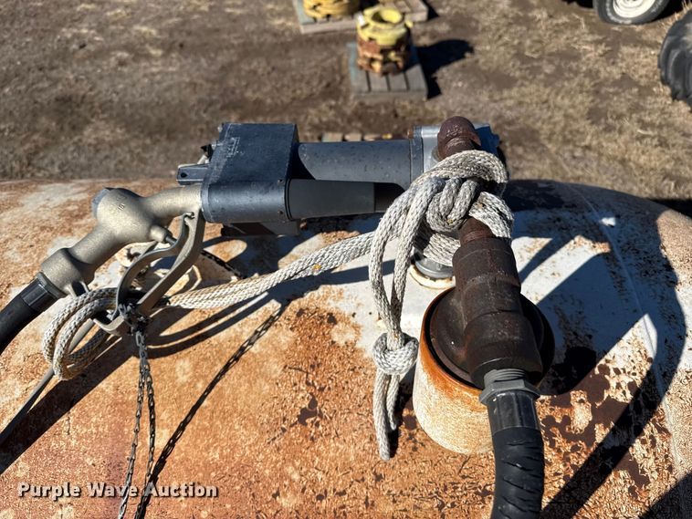 image for item EP2820 Shop built fuel trailer