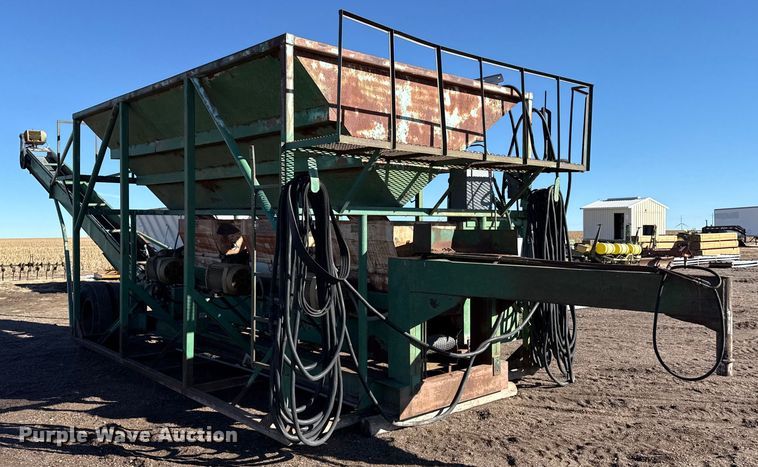 image for item EP2824 Roller mill