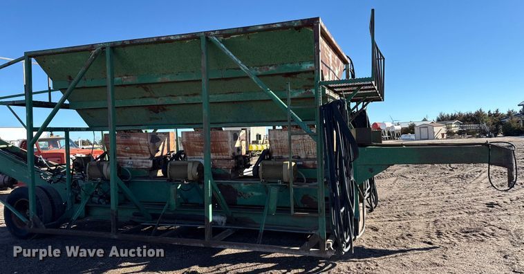 image for item EP2824 Roller mill