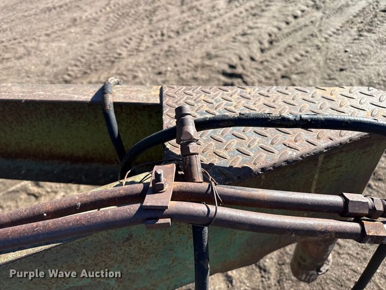 image for item EP2824 Roller mill