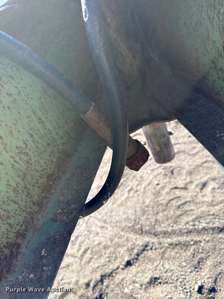 image for item EP2824 Roller mill