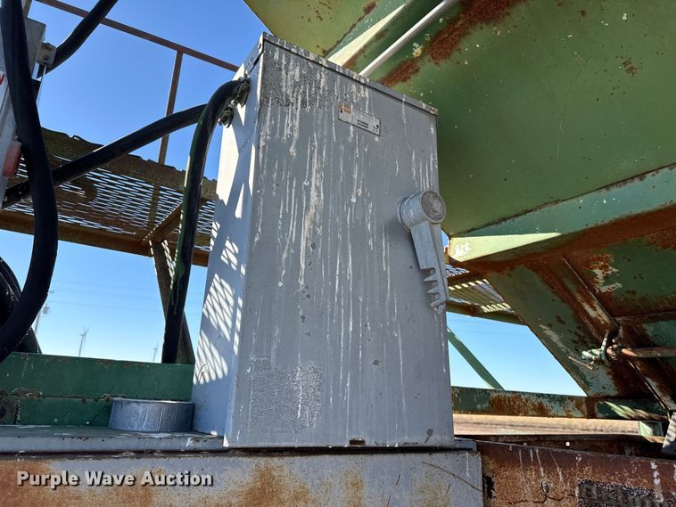 image for item EP2824 Roller mill