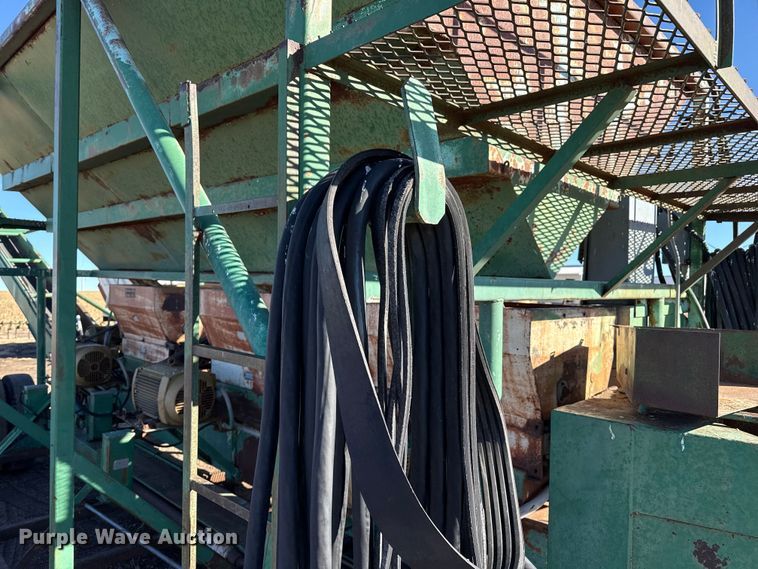 image for item EP2824 Roller mill