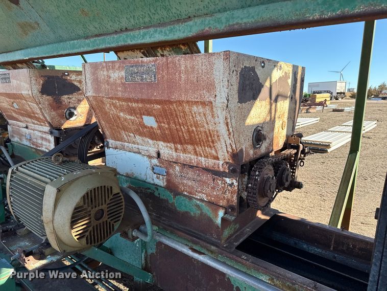 image for item EP2824 Roller mill