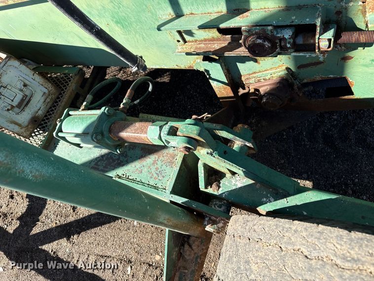 image for item EP2824 Roller mill