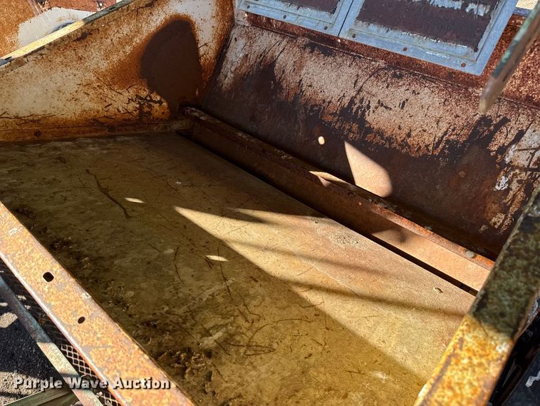 image for item EP2824 Roller mill