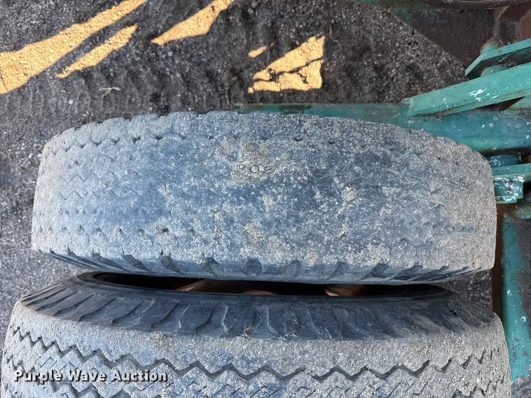 image for item EP2824 Roller mill