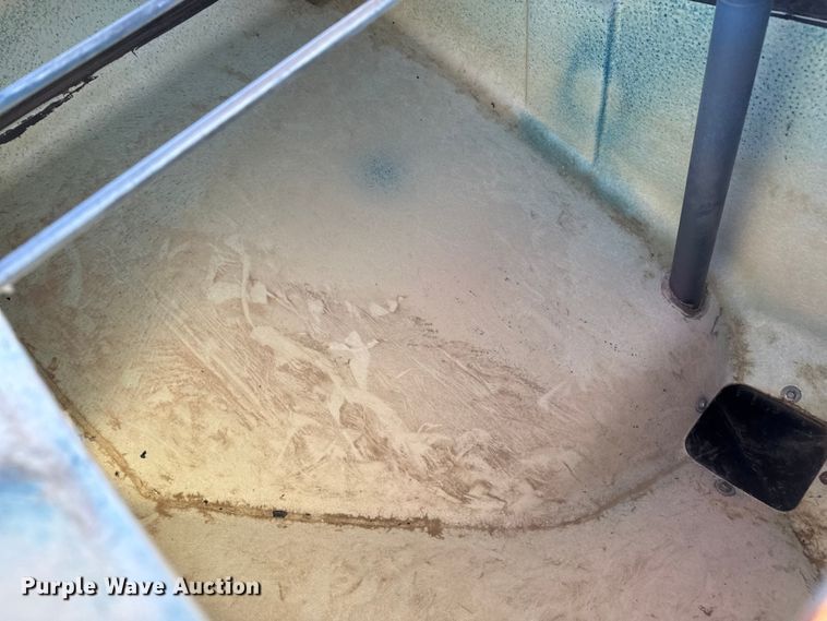 image for item EP2825 Case Cyclo Air 900 planter