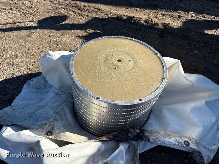 image for item EP2825 Case Cyclo Air 900 planter