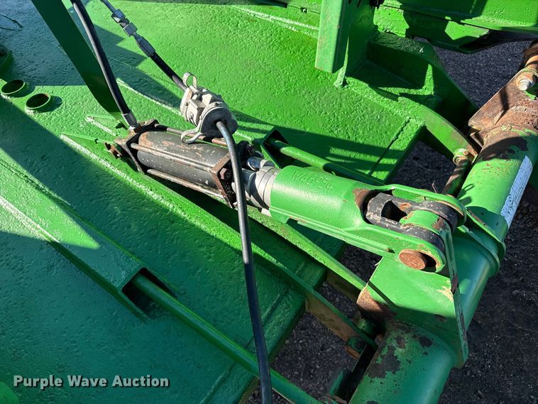 image for item EP2827 John Deere HX15 batwing rotary mower