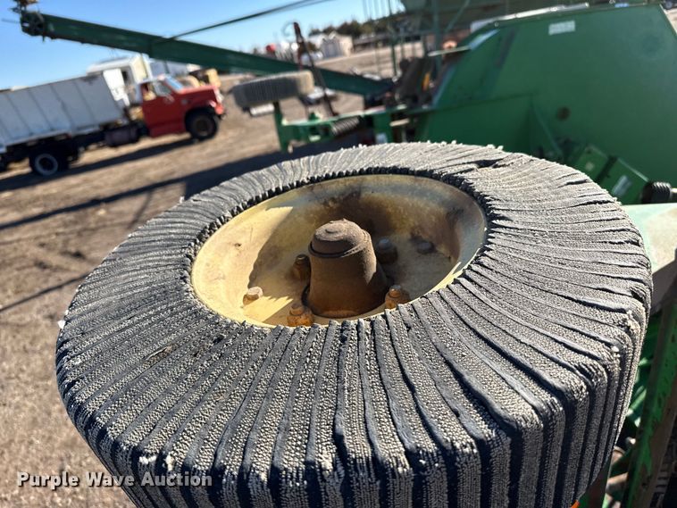 image for item EP2827 John Deere HX15 batwing rotary mower