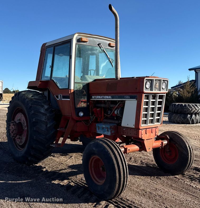 image for item EP2830 1978 International 1586 tractor