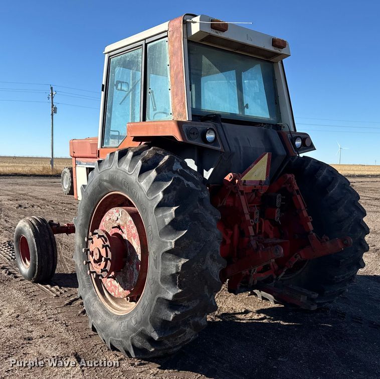 image for item EP2830 1978 International 1586 tractor