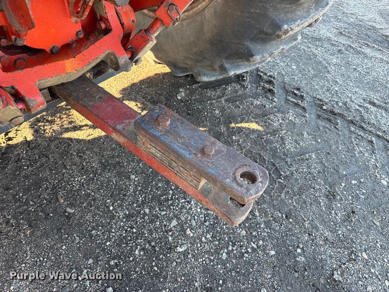 image for item EP2830 1978 International 1586 tractor