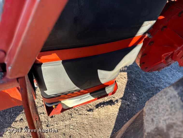 image for item EP2830 1978 International 1586 tractor