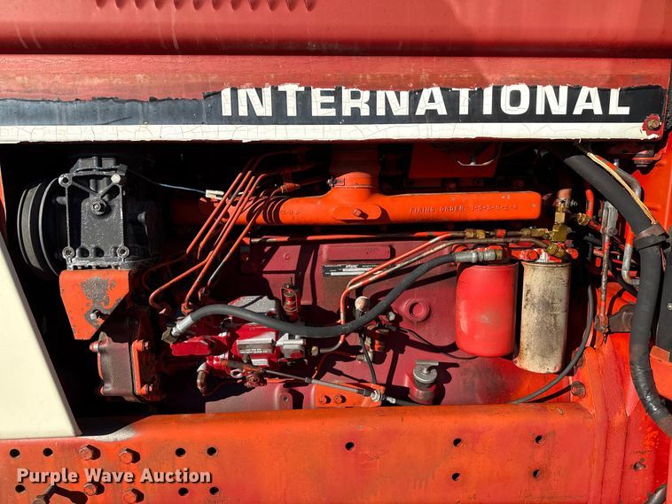 image for item EP2830 1978 International 1586 tractor